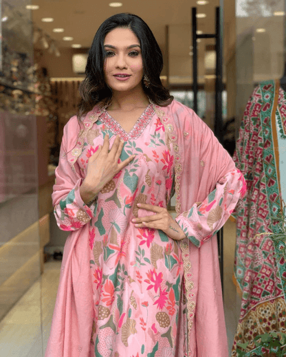 Pink Printed Kurta Set With Chanderi Dupatta With Pant Pair