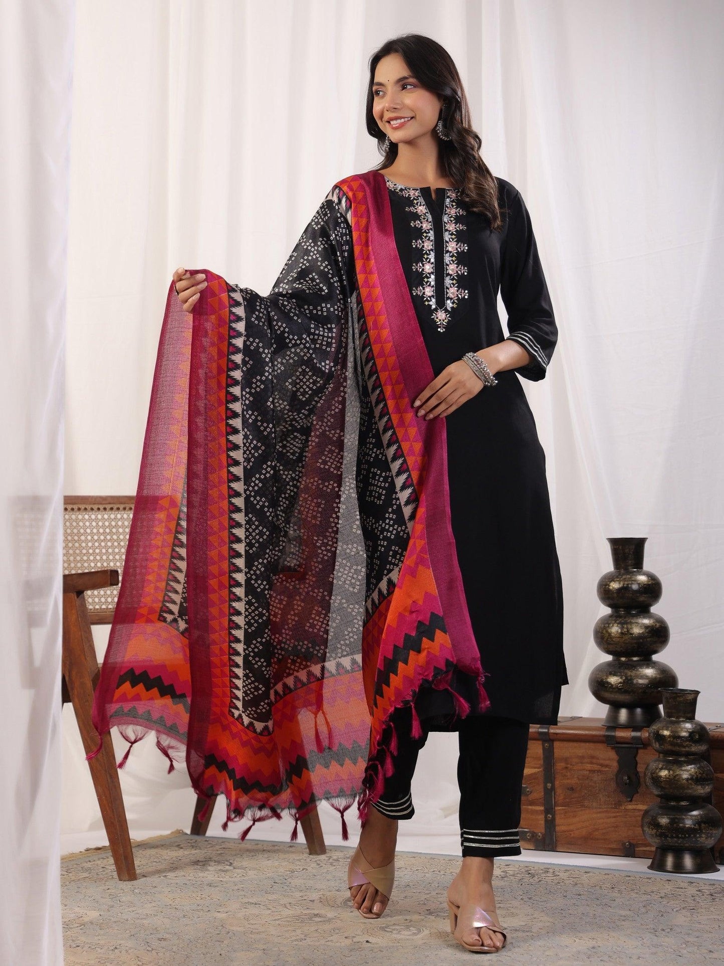 Black Embordered Rayon Kurta Set With Dupatta And Bottom