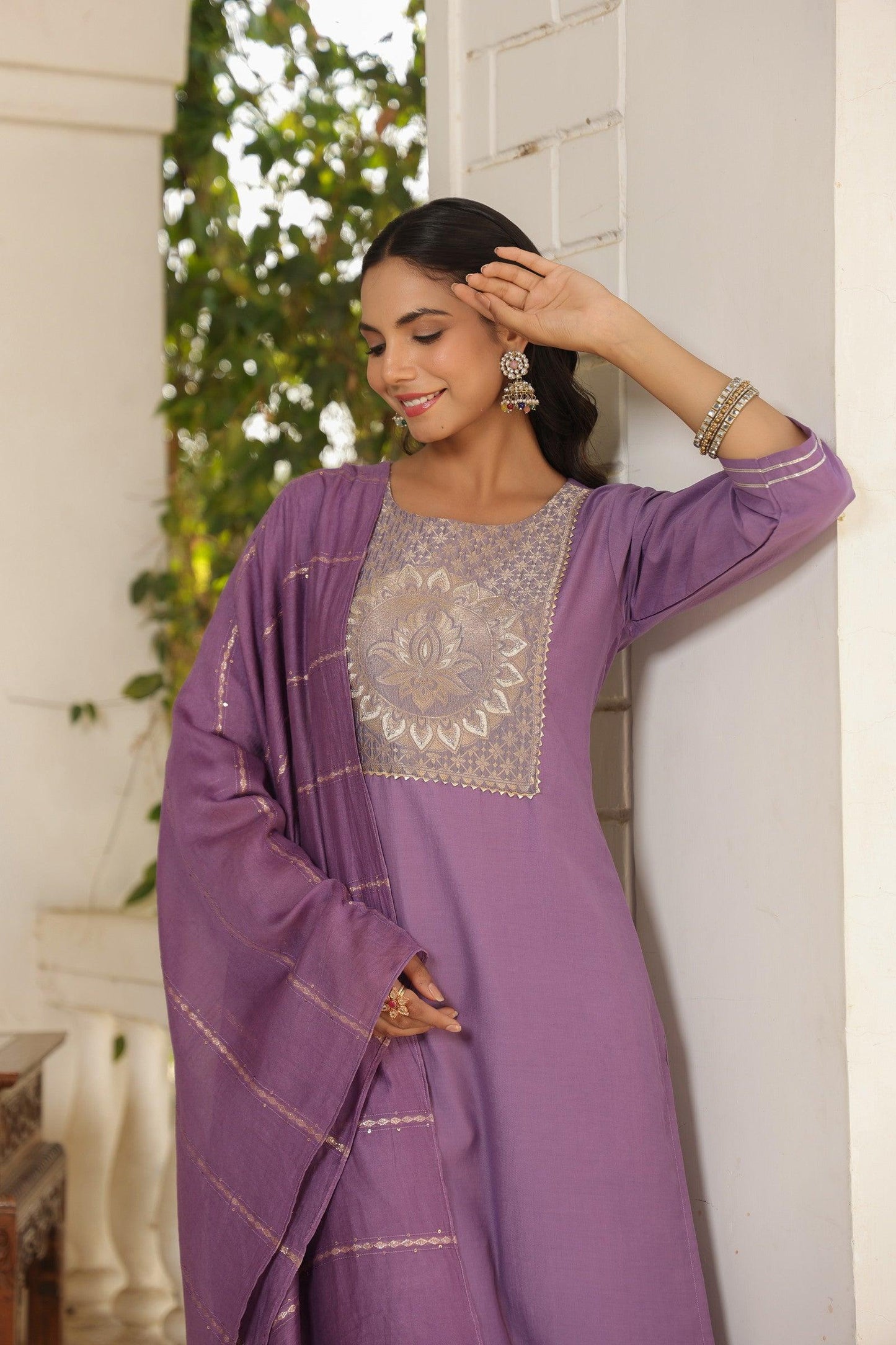 Floral Embroidered Kurta Set with Solid Trousers and Chanderi Silk Dupatta