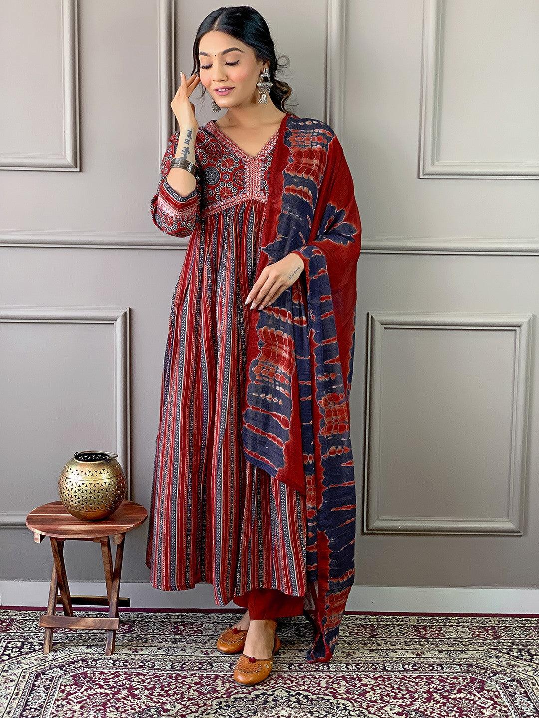 Oaitaari Printed Heavy Duppata Kurta Set With Bottom And Dupatta