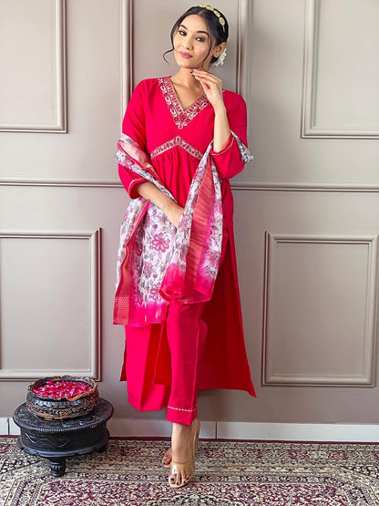 Designer Kurta Set with Knee Bottom Pant and Floral Dupatta