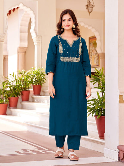 Women's Beautiful Petrol Colour Kurta With Pant And  Dupatta